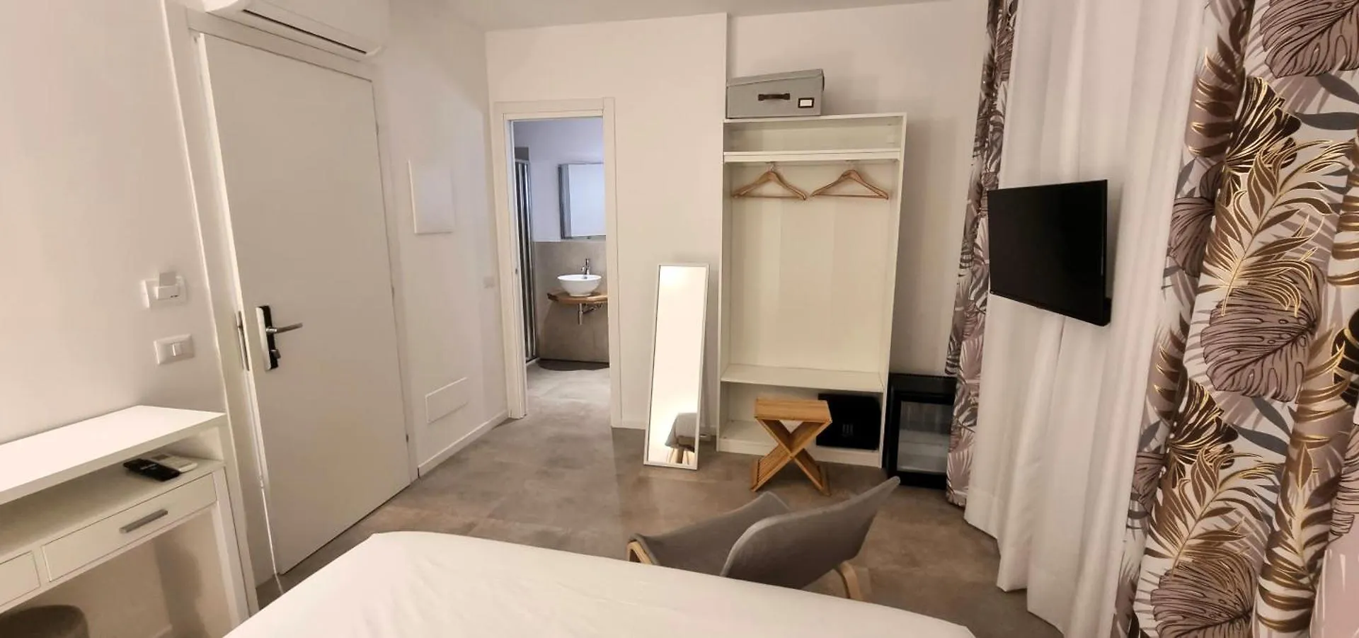 Anthias Rooms Affittacamere Porto San Paolo  Porto San Paolo (Sardinia)