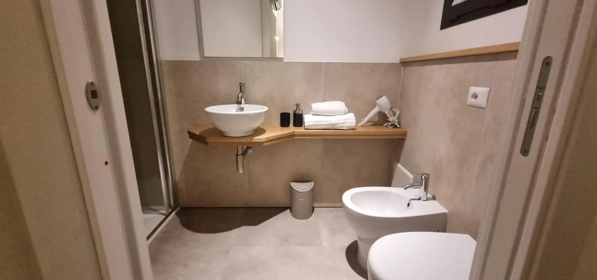 Anthias Rooms Affittacamere Porto San Paolo  Guest house
